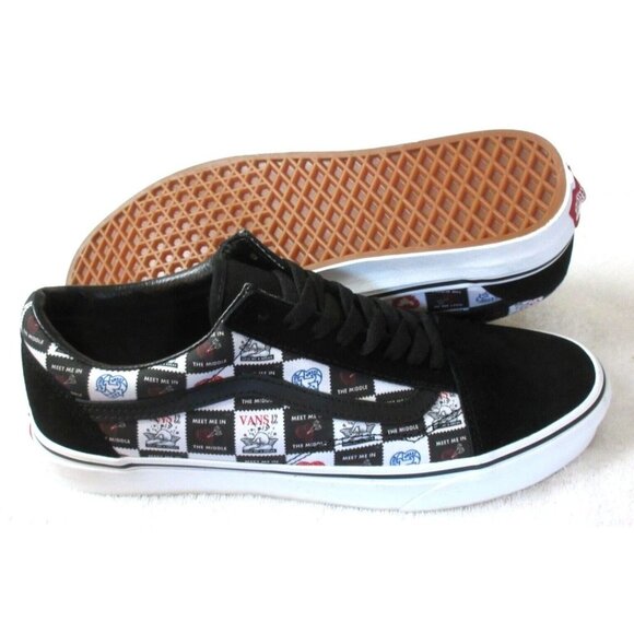 Vans Men's Old Skool Love Letters Black True White Canvas Suede shoes Sizes NIB - Picture 2 of 5